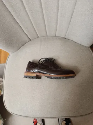 Zapatos de vestir marrones