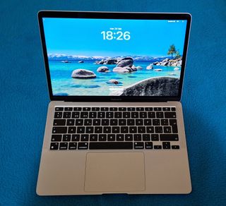MacBook Air M1 13 Pulgadas Color Plata