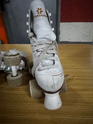 Patines de 4 ruedas blancos