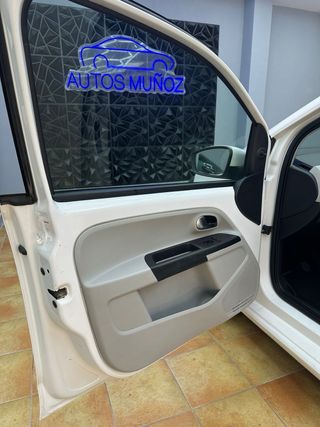 SEAT Mii 2014 (MUY CUIDADO)