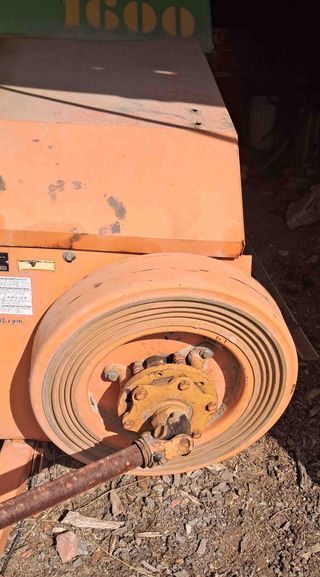 Empacadora paquete pequeño Gallignani 1600.