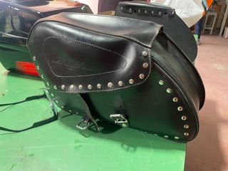 Honda Shadow VT 125C Negra