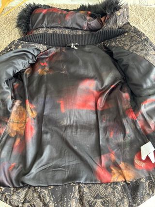 Anorak Desigual Encaje Negro Beige