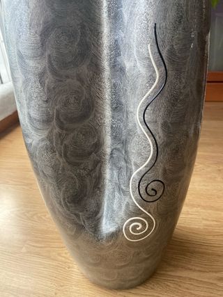 JARRON DECORATIVO CERÁMICA NEGRO/PLATA RELIEVE