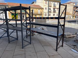 Estanterías metálicas modulares