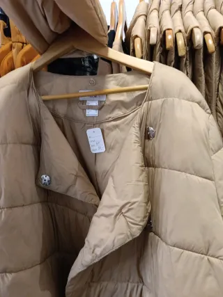 Chaqueta Heine Beige Talla 46-50 con Bufanda