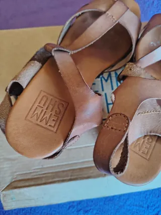 Sandalias tacón Emma Go marrones