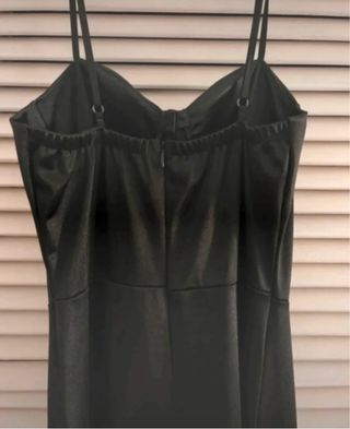 Vestido largo liso saten negro tirantes elegante S