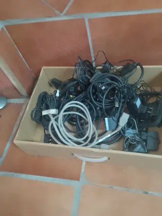 Cargadores y Euroconectores Varios