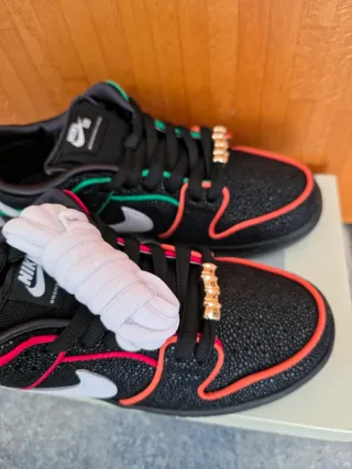 Nike SB Dunk low Bronx Girls Skate