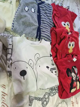 Lote pijamas niño 9-12 meses