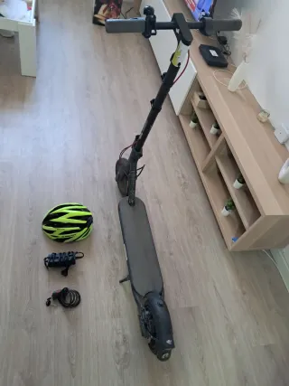 Patinete Eléctrico Xiaomi + Casco