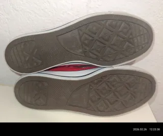 Converse Chuck Taylor All Star Rojas Talla 42.5