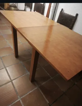Mesa de madera extensible 85x85