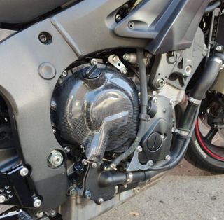 Tapas motor Yamaha carbono