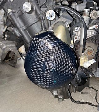 Tapas motor Yamaha carbono