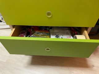 Mueble Cajonera verde con ruedas