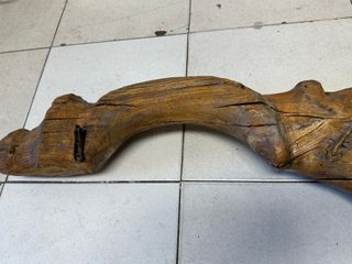 Yugo antiguo madera maciza grande