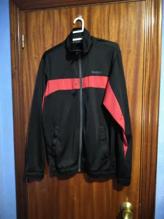 Chaqueta deportiva Reebok Talla S