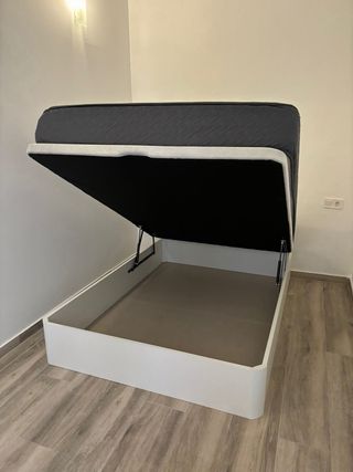 Offerte su divani e materassi