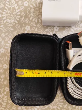 Estuche goma dura con bolsillo y cremallera