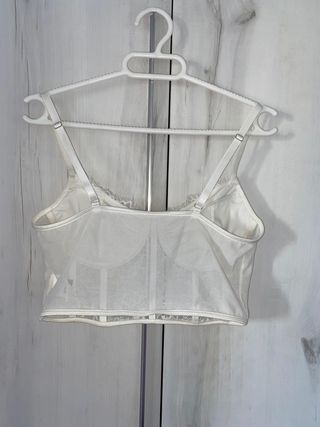 Top encaje blanco
