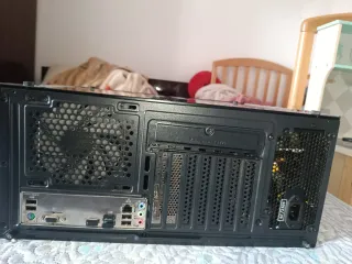 PC Gamer 32GB RAM 2TB tarjeta gráfica 4060Ti