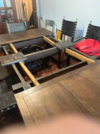 Mesa y 6 Sillas Estilo Siglo XVIII