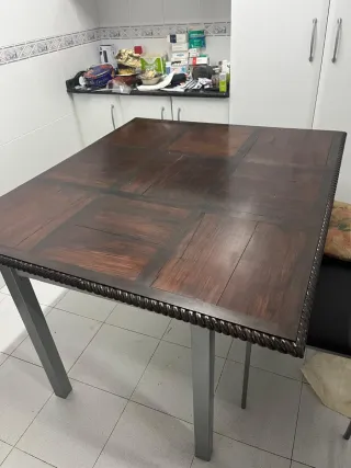 Mesa y 6 Sillas Estilo Siglo XVIII