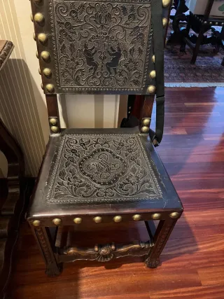 Mesa y 6 Sillas Estilo Siglo XVIII