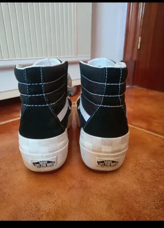 Vans Sk8-Hi Plataforma Negro/Blanco