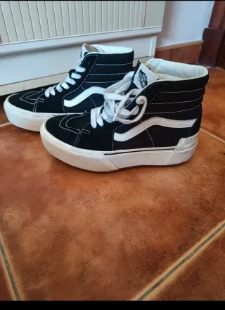 Vans Sk8-Hi Plataforma Negro/Blanco
