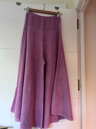 Conjunto blusa y pantalón morado