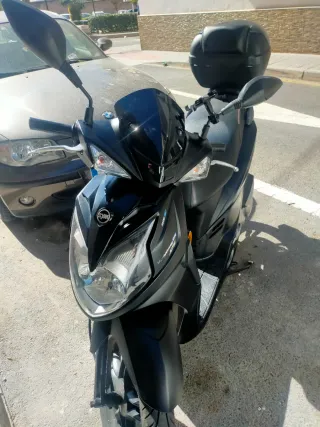 Sym Symphony SR 125cc 2021 Negra.