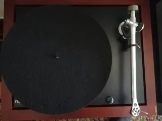 Giradiscos Rega 25 RB600 Cápsula MC