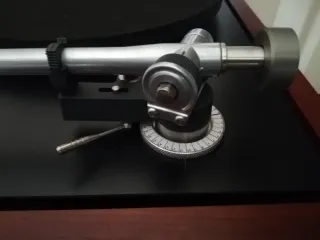 Giradiscos Rega 25 RB600 Cápsula MC