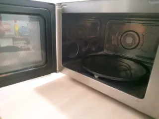 Horno Microondas y grill todo en uno