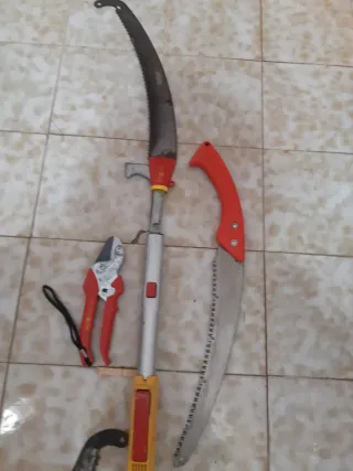 Attrezzi da Giardinaggio: Forbici e Seghe