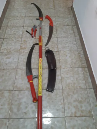 Attrezzi da Giardinaggio: Forbici e Seghe