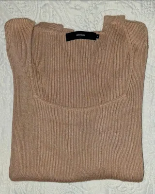 Jersey VERO MODA beige manga abullonada.