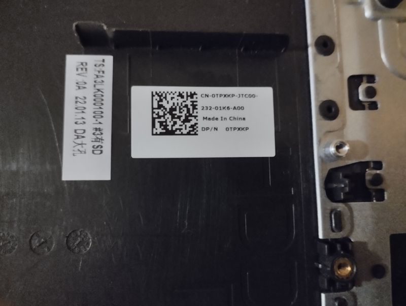 REPOSAMANOS + TECLADO PORTÁTIL DELL VOSTRO 3510 afbeelding 3