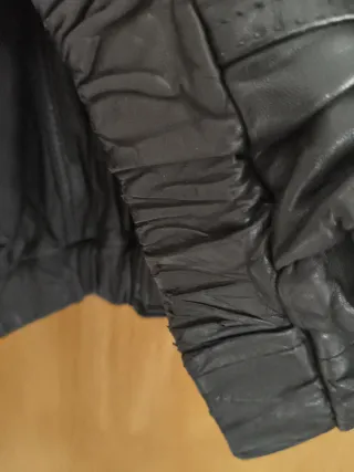 Cazadora de cuero marrón talla M