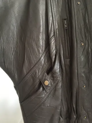 Cazadora de cuero marrón talla M