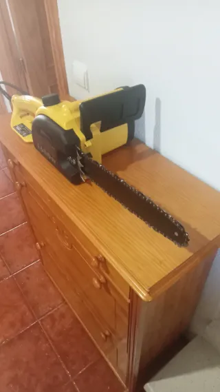 Motosierra Eléctrica PRO 1600W