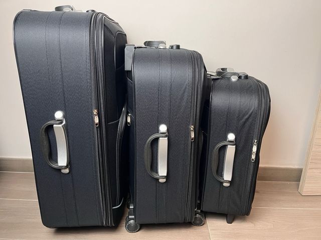 Juego 3 Maletas Negras ligeras y nuevas