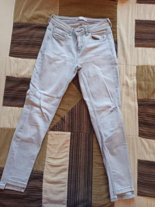 Pantalón Zara Gris Talla 38