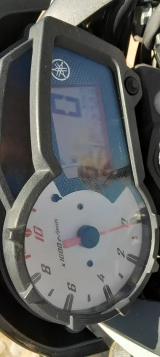 Moto yamaha ys 125cc