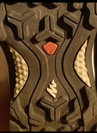 Botas de trekking impermeables