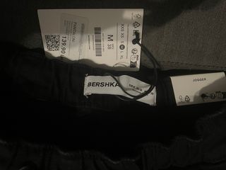 Pantalones Nuevos Negros Rotos Bershka - Talla M