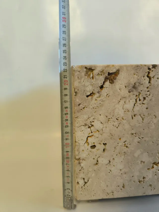 Jardinera de Travertino